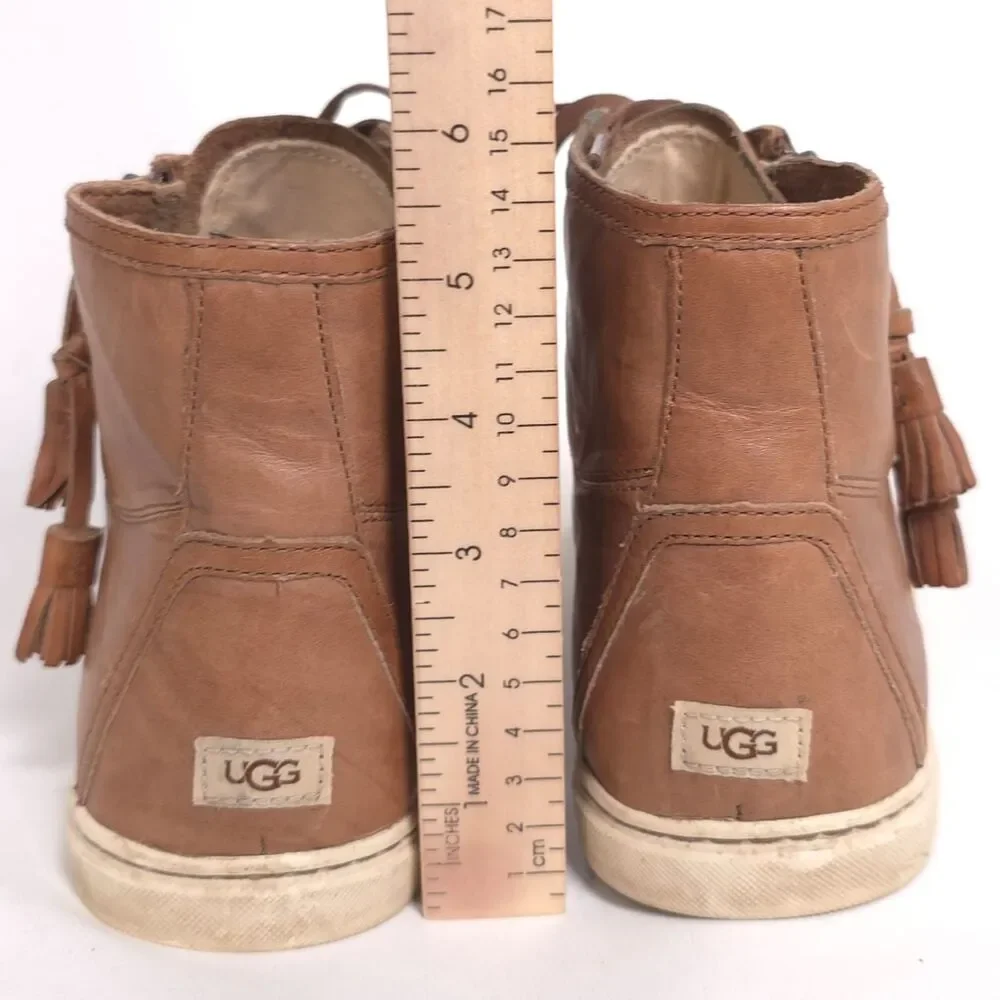 UGG Women's Sneakers 9.5 Brown‎ Leather High Top Tassel Zip Lace Up Casual